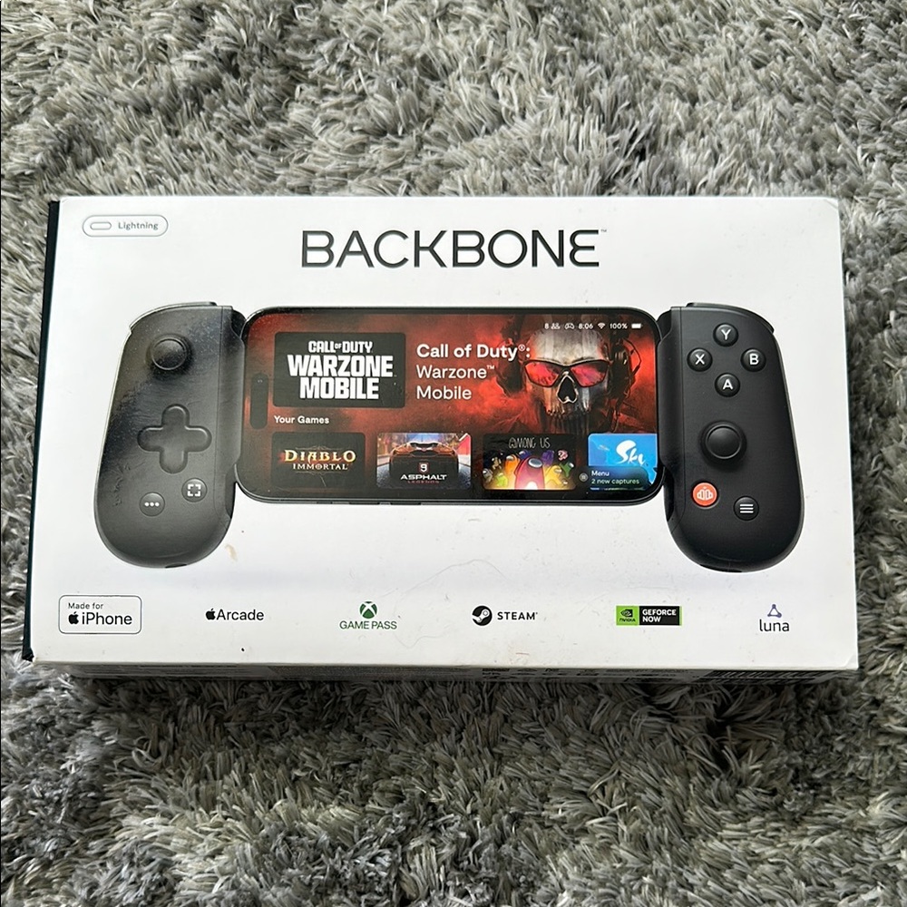 Backbone Mobile Gaming Controller for IPhone with lightening cable